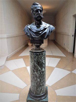 la statua dello zar Alessandro II