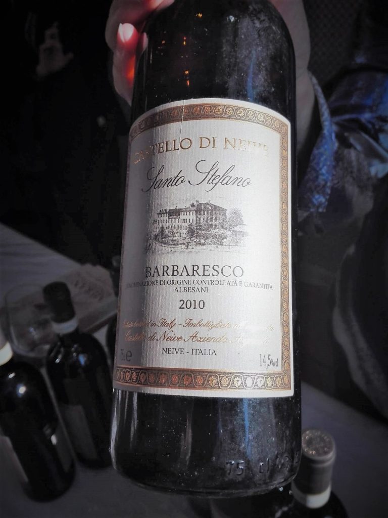 Barbaresco Santo Stefano Albesani 2010